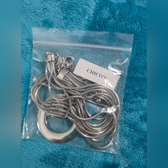 Chico's Short Silver-Tone Circlet Pendant Necklace - Picture 8 of 8